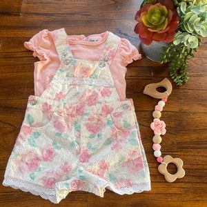 Baby girl floral overall and shirt set 3/6 months